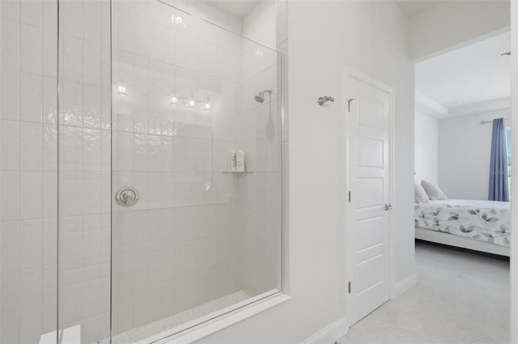 For Rent: $2,950 (3 beds, 2 baths, 2122 Square Feet)