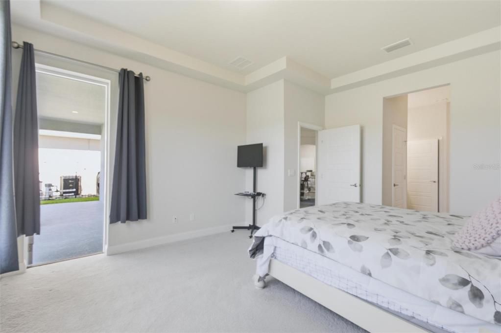 For Rent: $2,950 (3 beds, 2 baths, 2122 Square Feet)