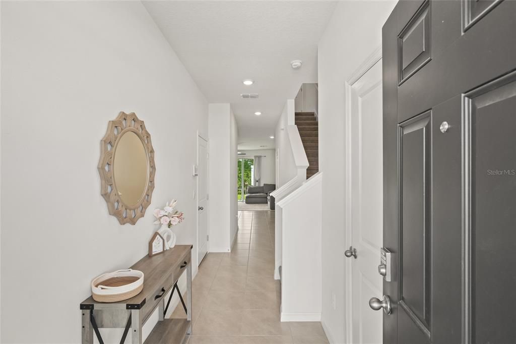 Active With Contract: $2,200 (3 beds, 3 baths, 1758 Square Feet)