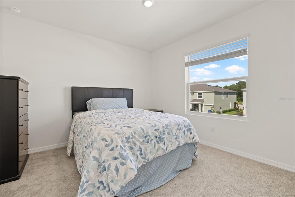 Active With Contract: $2,200 (3 beds, 3 baths, 1758 Square Feet)