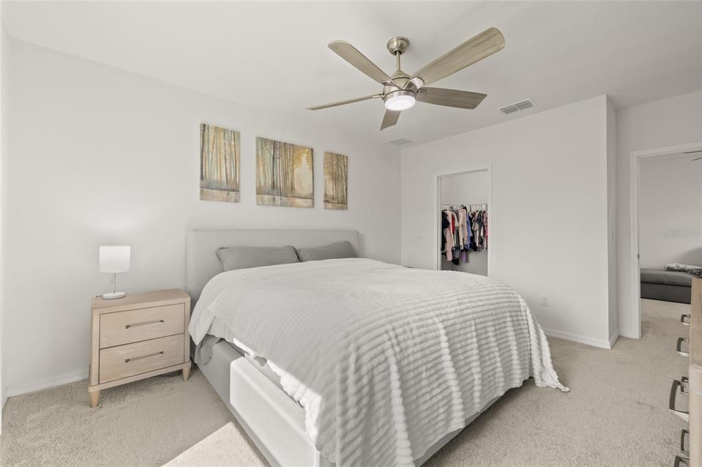 Active With Contract: $2,200 (3 beds, 3 baths, 1758 Square Feet)