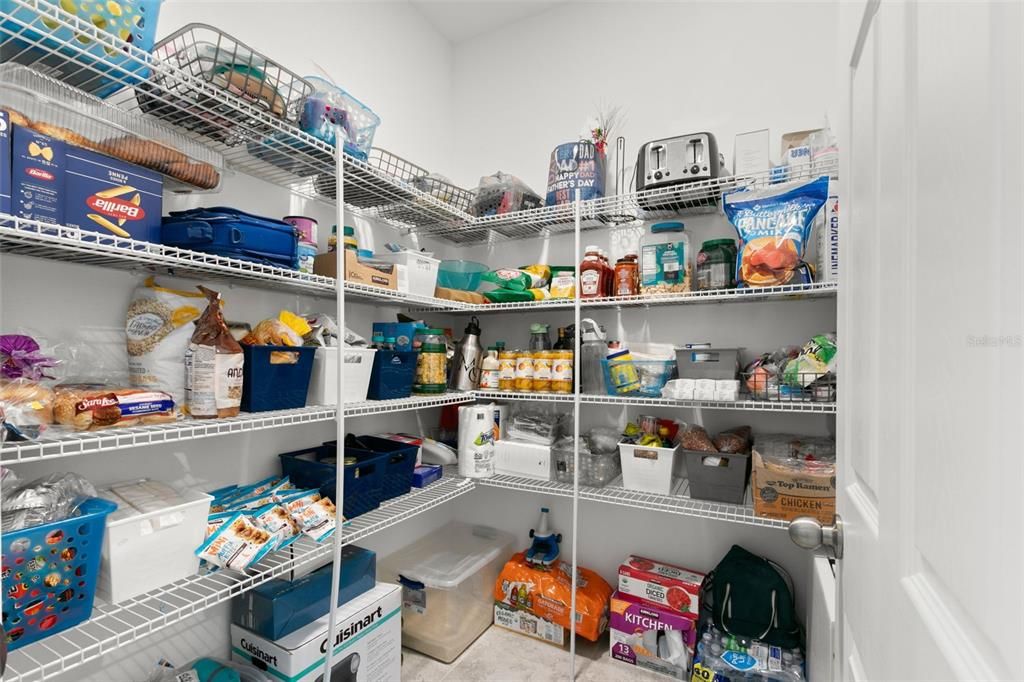 В аренду: $4,250 (5 спален, 3 ванн, 3566 Квадратных фут)