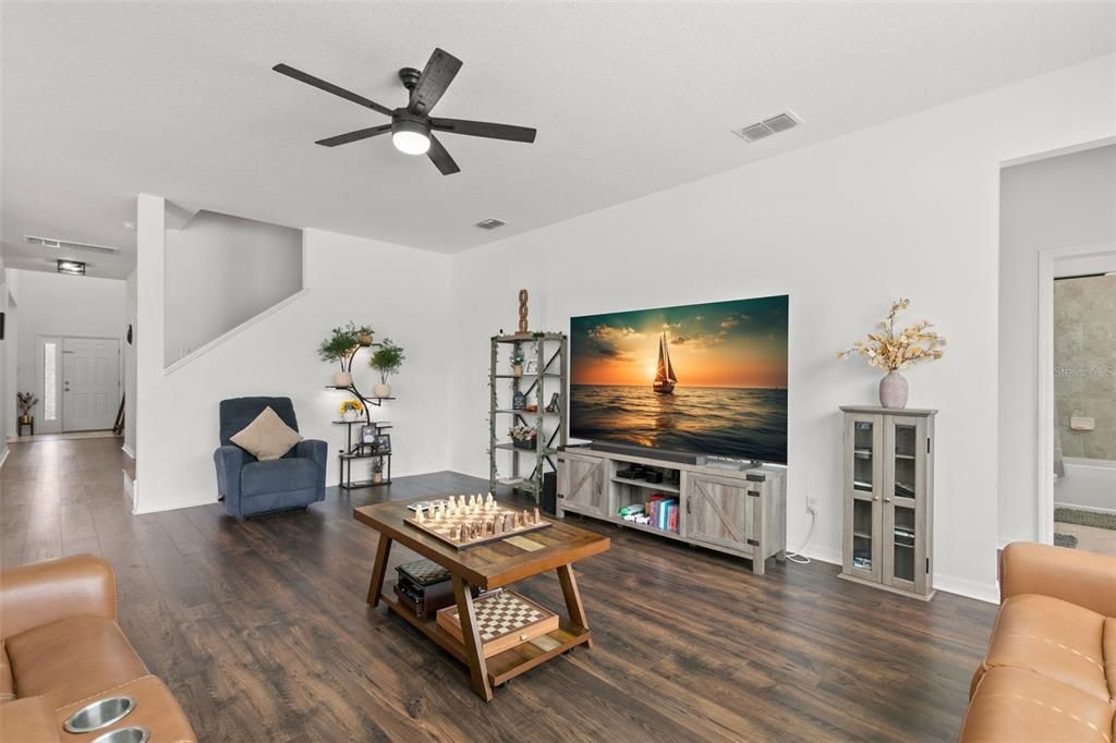 В аренду: $4,250 (5 спален, 3 ванн, 3566 Квадратных фут)