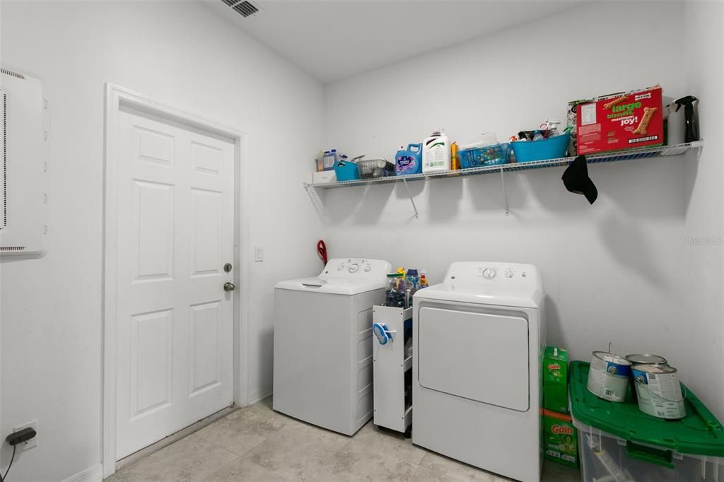 В аренду: $4,250 (5 спален, 3 ванн, 3566 Квадратных фут)