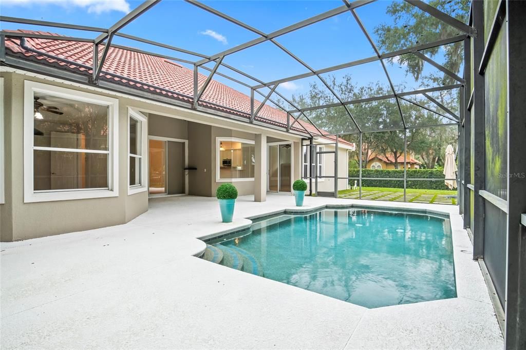 For Sale: $875,000 (4 beds, 3 baths, 3040 Square Feet)