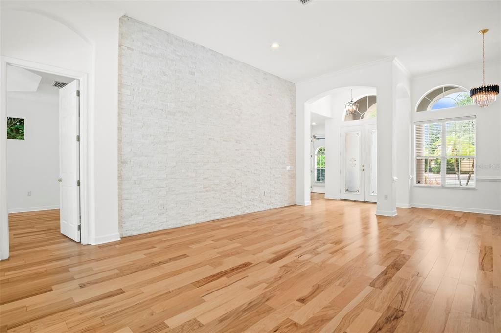 For Sale: $875,000 (4 beds, 3 baths, 3040 Square Feet)