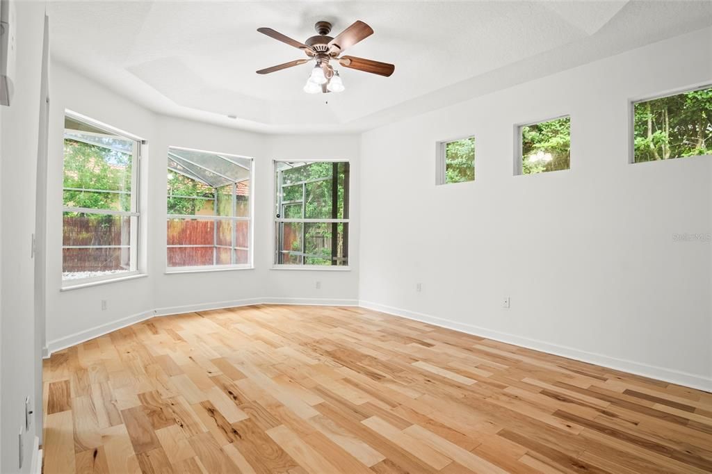 For Sale: $875,000 (4 beds, 3 baths, 3040 Square Feet)