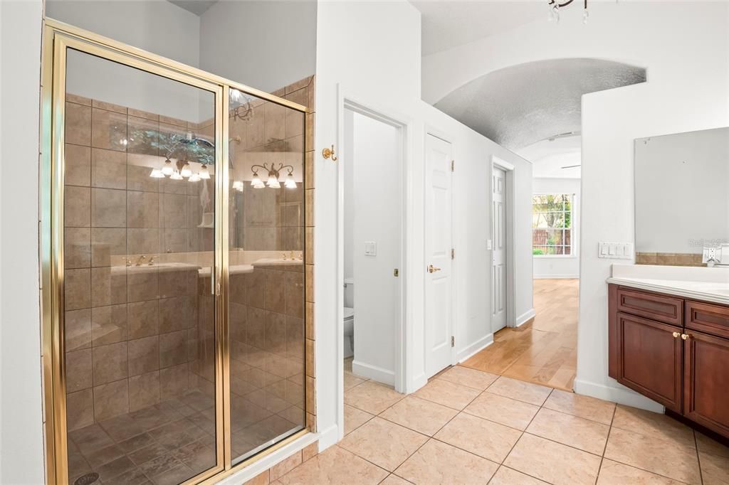 For Sale: $875,000 (4 beds, 3 baths, 3040 Square Feet)