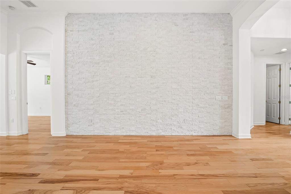 For Sale: $875,000 (4 beds, 3 baths, 3040 Square Feet)