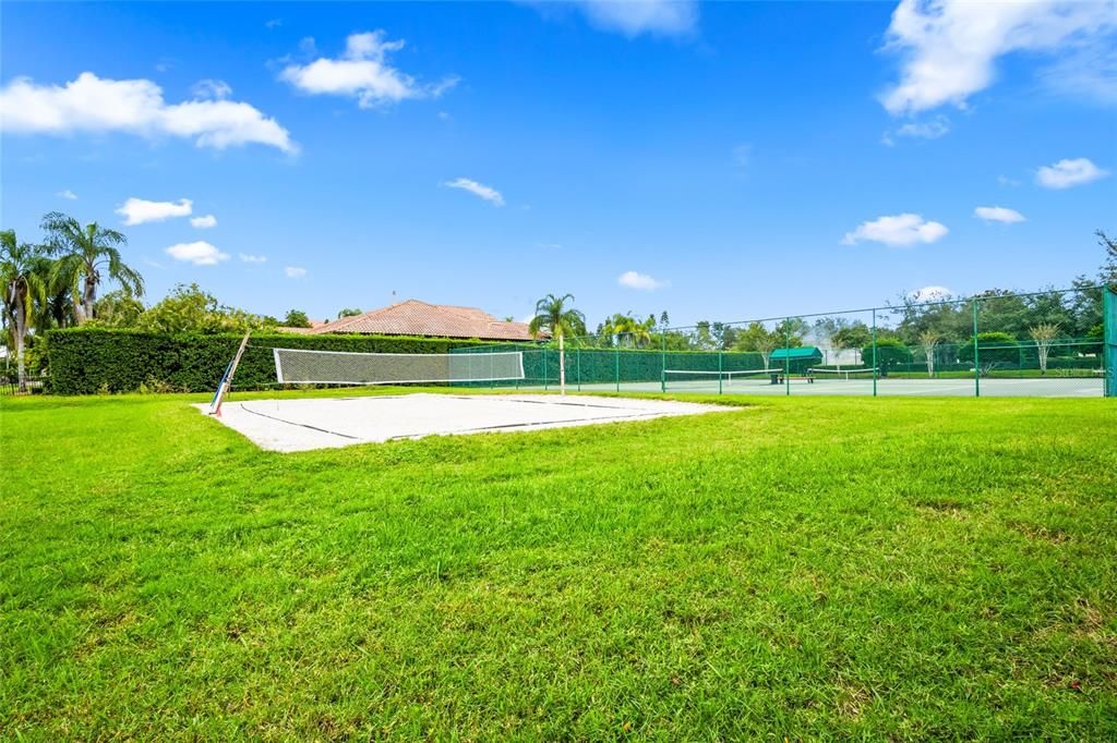 For Sale: $875,000 (4 beds, 3 baths, 3040 Square Feet)