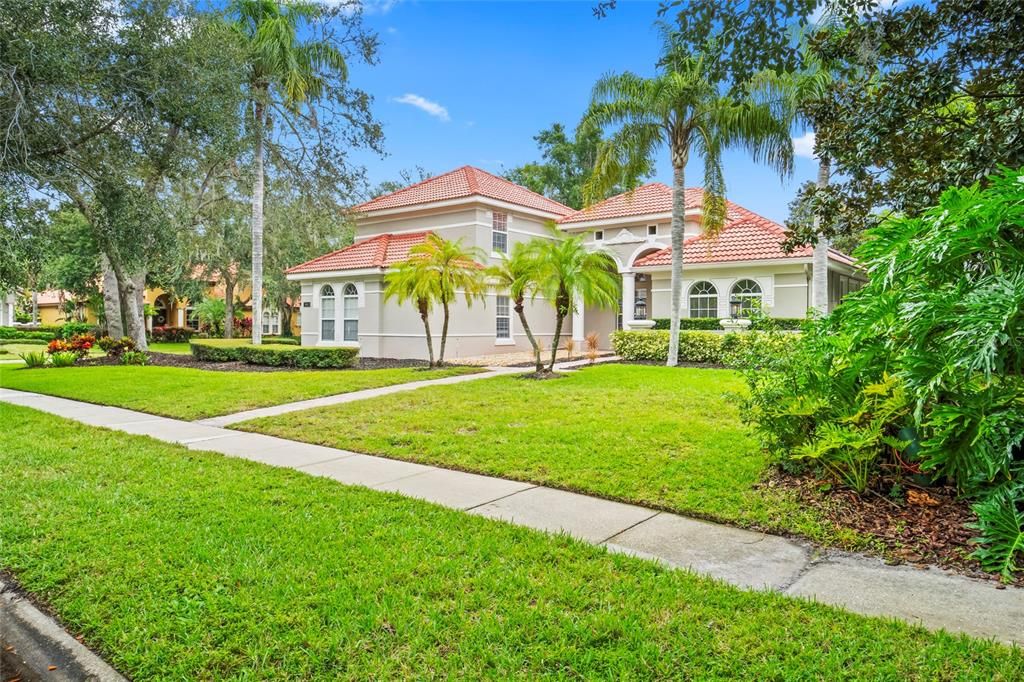 For Sale: $875,000 (4 beds, 3 baths, 3040 Square Feet)