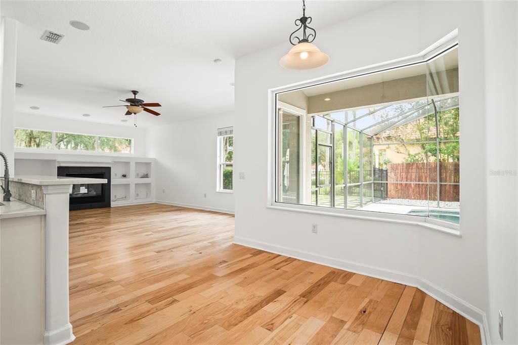 For Sale: $875,000 (4 beds, 3 baths, 3040 Square Feet)