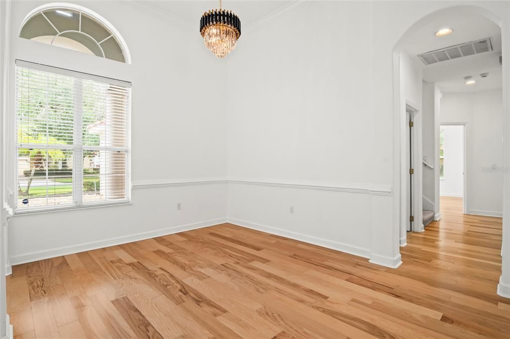 For Sale: $875,000 (4 beds, 3 baths, 3040 Square Feet)