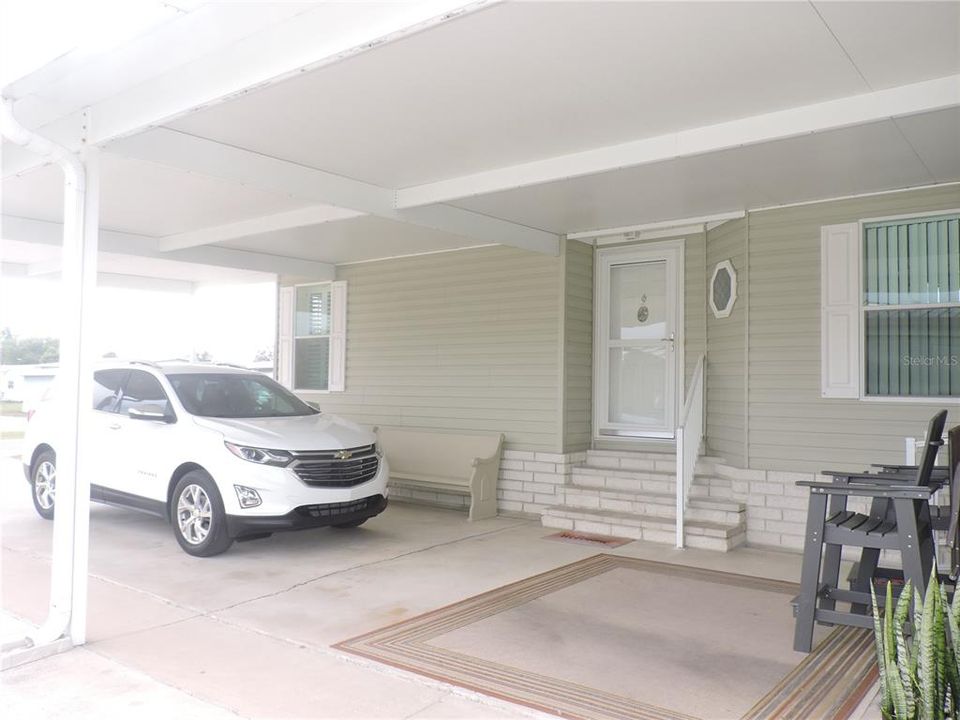 For Sale: $199,900 (2 beds, 2 baths, 1512 Square Feet)