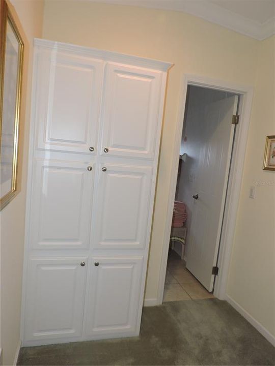 For Sale: $199,900 (2 beds, 2 baths, 1512 Square Feet)