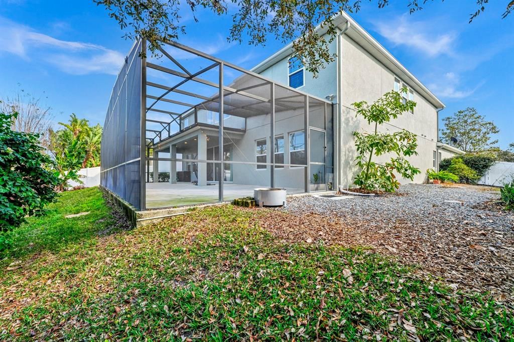 For Sale: $799,999 (4 beds, 3 baths, 4307 Square Feet)