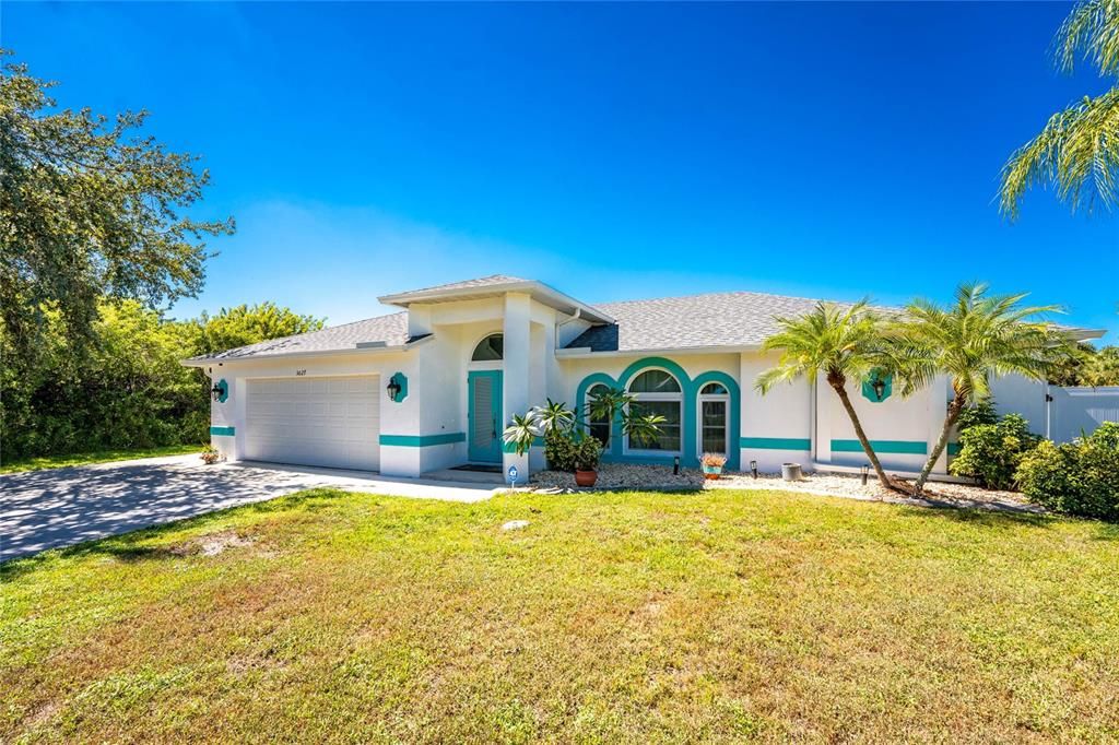 Recently Sold: $370,000 (3 beds, 2 baths, 1724 Square Feet)