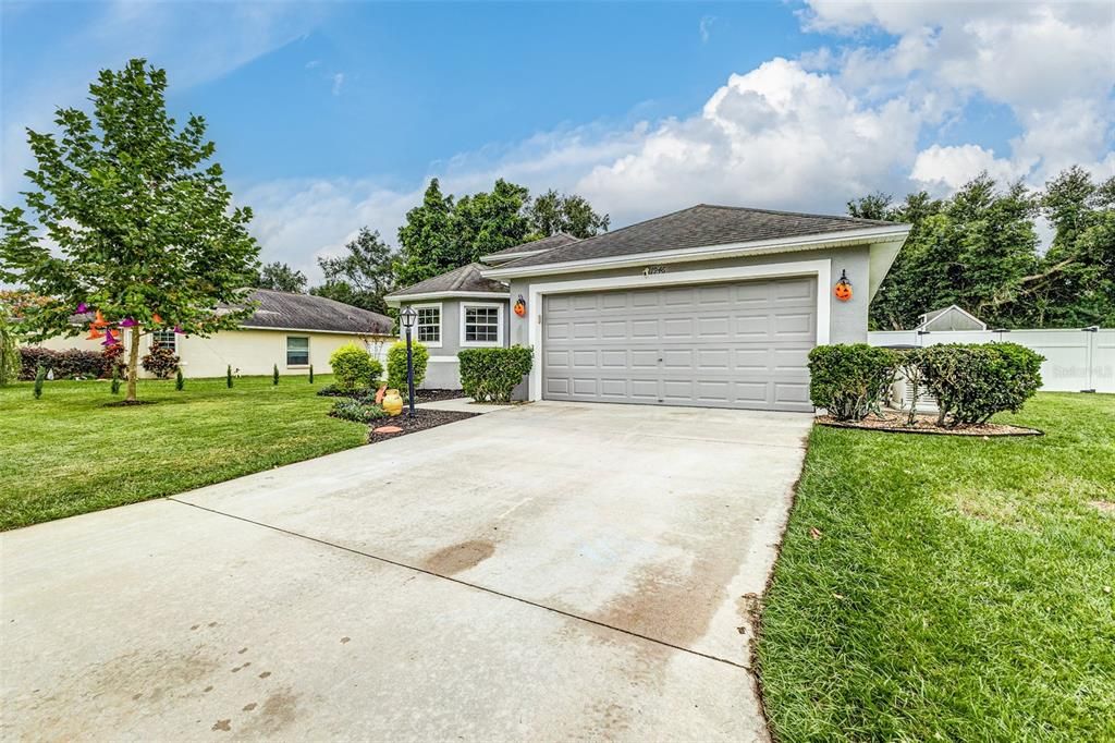 For Sale: $425,000 (3 beds, 3 baths, 1921 Square Feet)