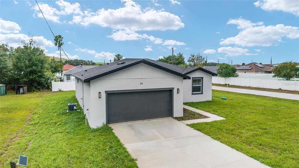 For Sale: $289,900 (3 beds, 2 baths, 1500 Square Feet)