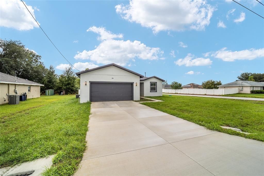 For Sale: $289,900 (3 beds, 2 baths, 1500 Square Feet)