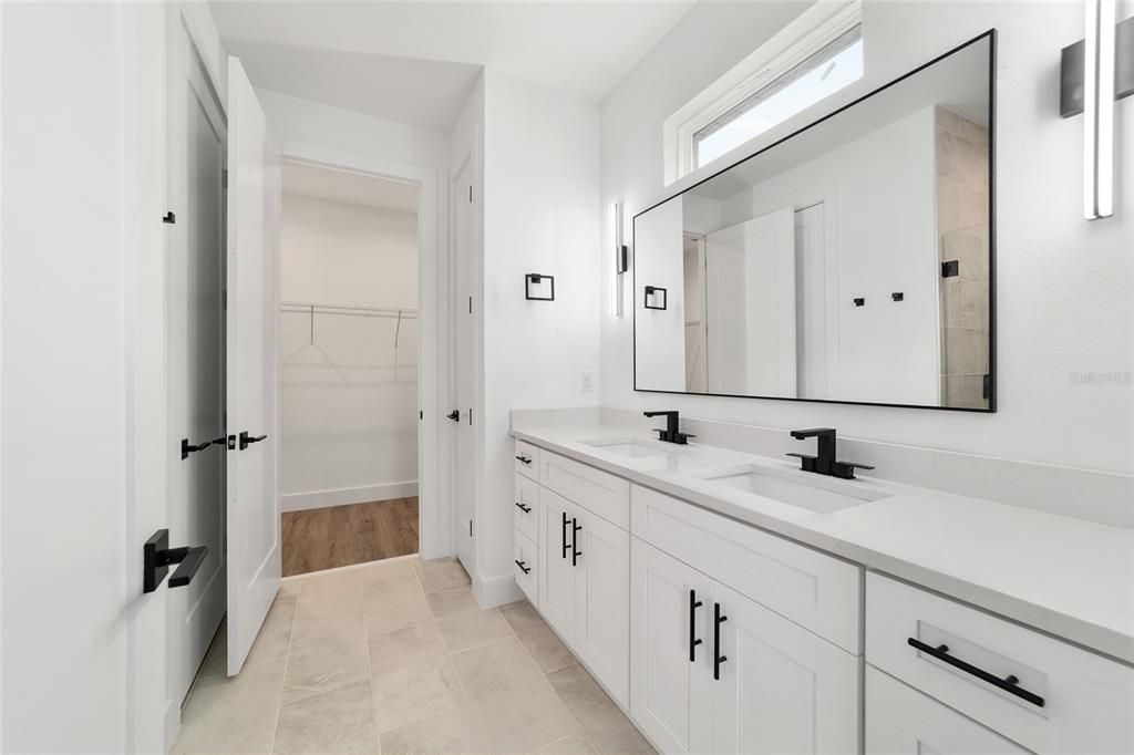 For Sale: $289,900 (3 beds, 2 baths, 1500 Square Feet)