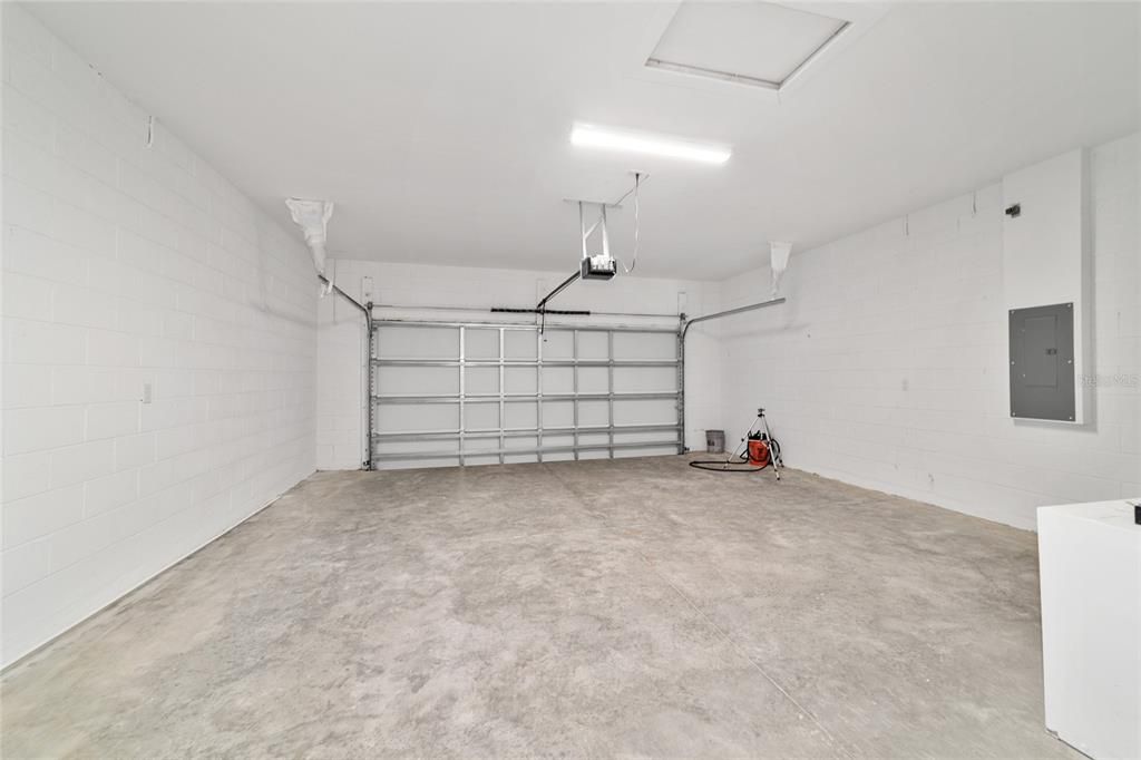 For Sale: $289,900 (3 beds, 2 baths, 1500 Square Feet)