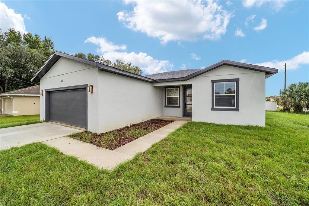 For Sale: $289,900 (3 beds, 2 baths, 1500 Square Feet)