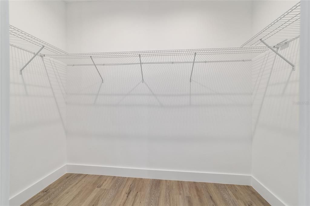 For Sale: $289,900 (3 beds, 2 baths, 1500 Square Feet)