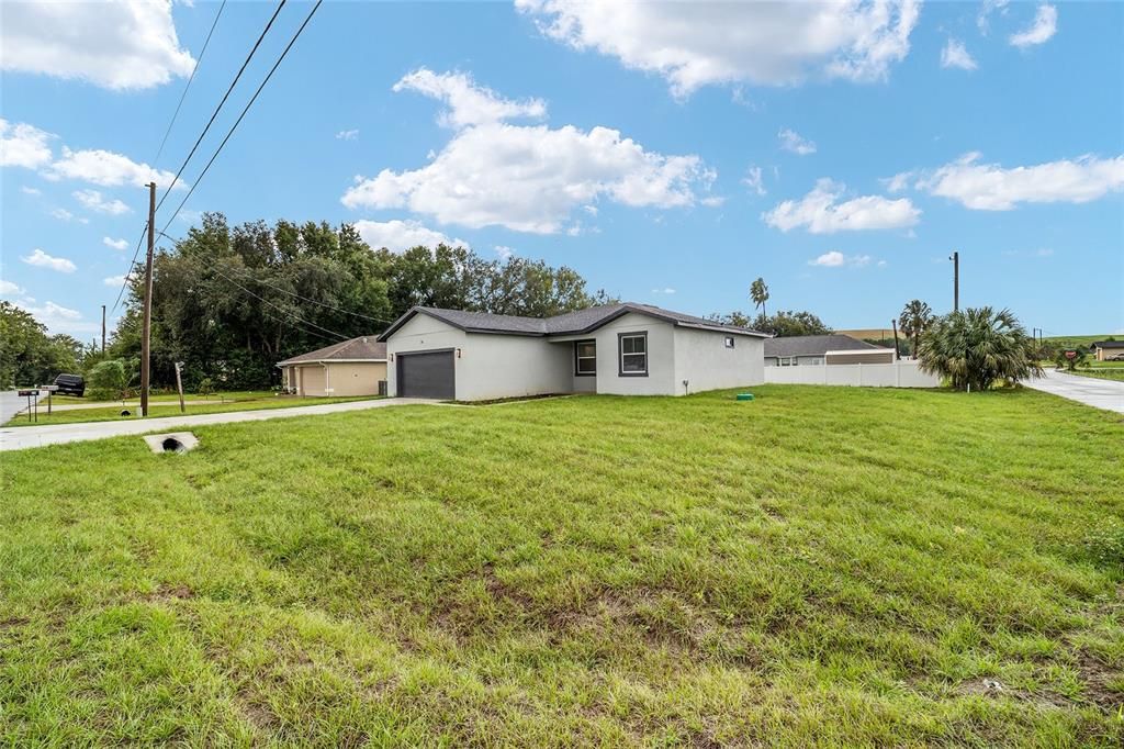 For Sale: $289,900 (3 beds, 2 baths, 1500 Square Feet)