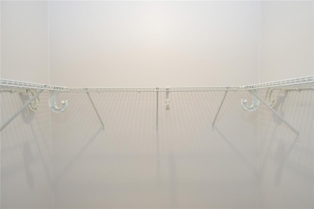 待售: $149,900 (1 贝兹, 1 浴室, 581 平方英尺)