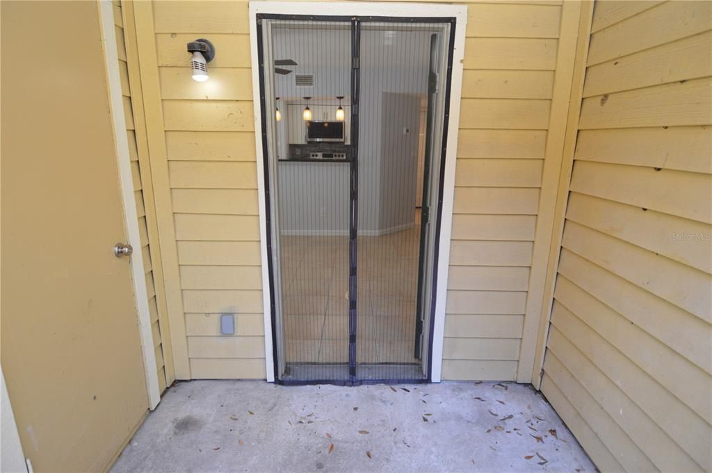 待售: $149,900 (1 贝兹, 1 浴室, 581 平方英尺)