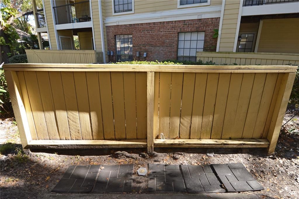 待售: $149,900 (1 贝兹, 1 浴室, 581 平方英尺)