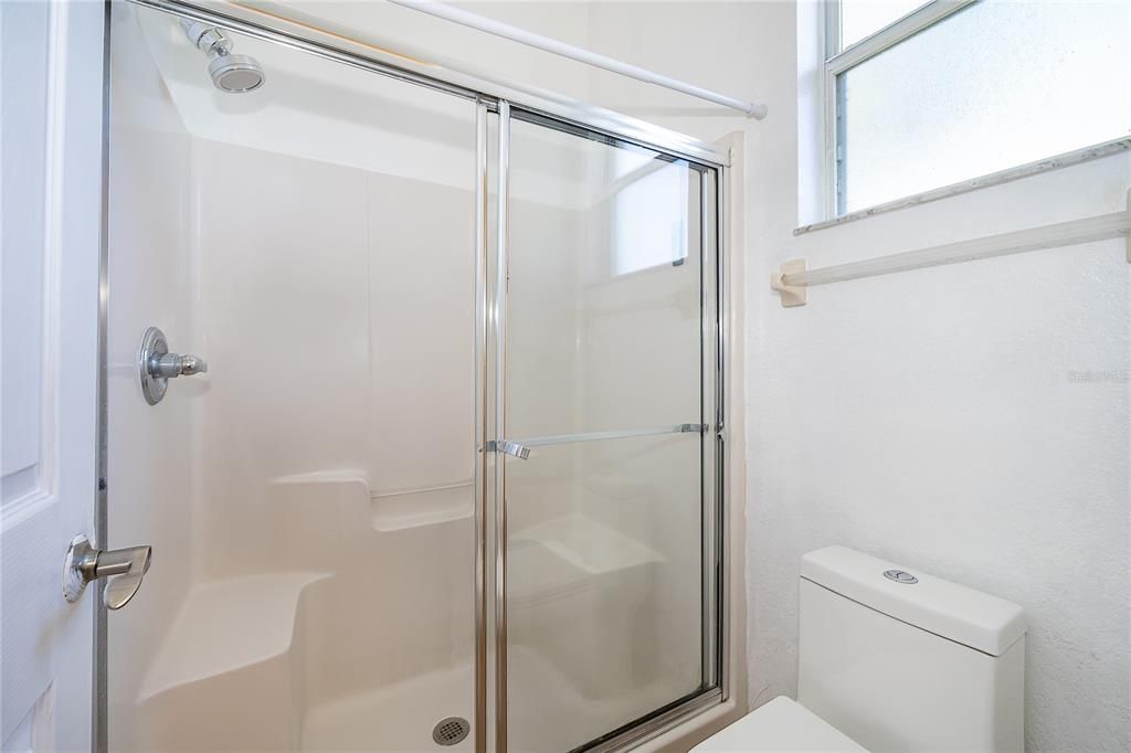 Под контрактом: $230,000 (3 спален, 2 ванн, 1351 Квадратных фут)