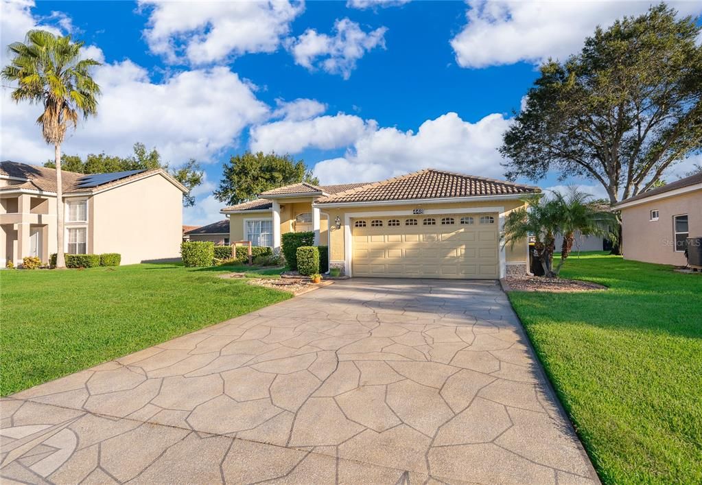 Под контрактом: $230,000 (3 спален, 2 ванн, 1351 Квадратных фут)