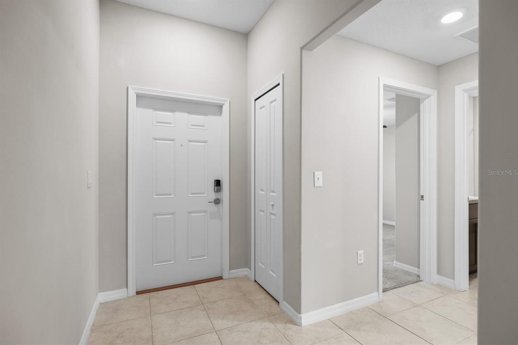 For Sale: $335,000 (3 beds, 2 baths, 1561 Square Feet)