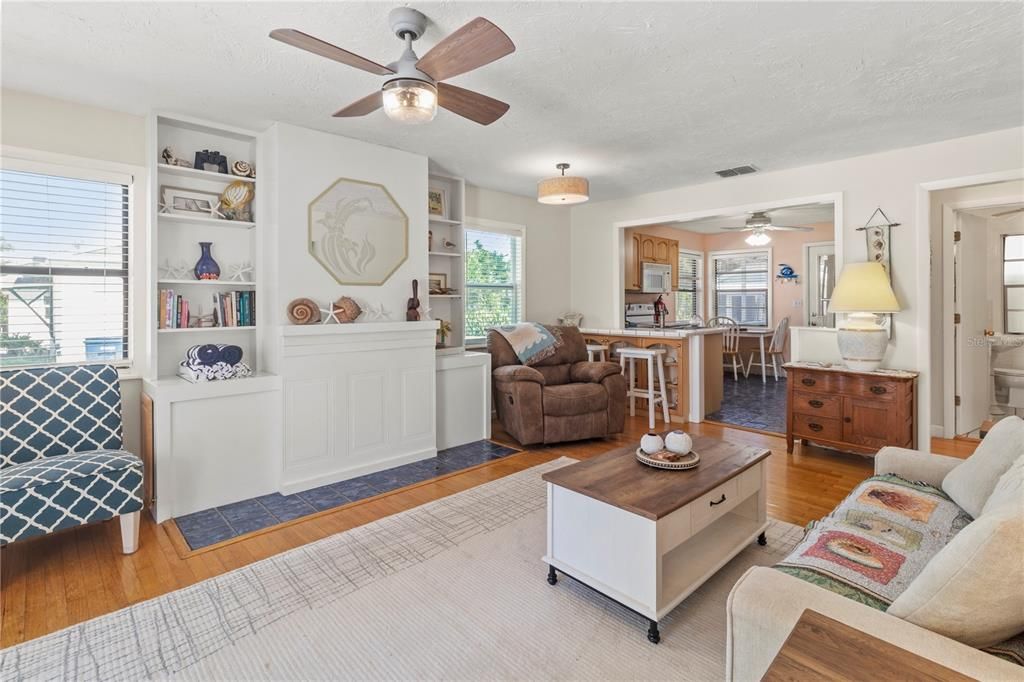 For Sale: $1,440,000 (5 beds, 3 baths, 1558 Square Feet)