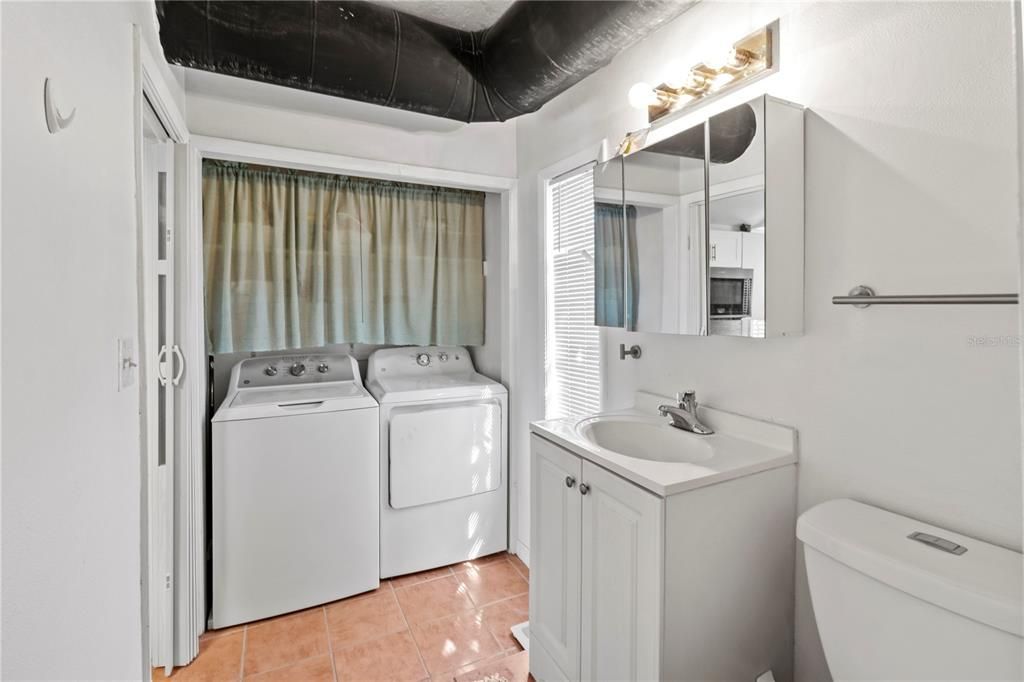 For Sale: $1,440,000 (5 beds, 3 baths, 1558 Square Feet)