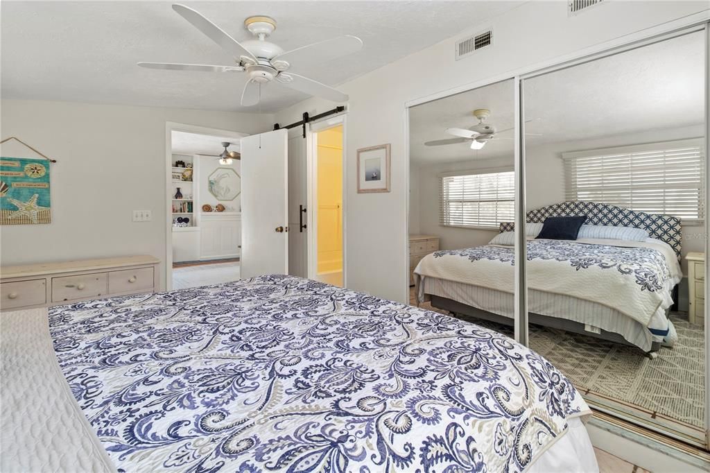 For Sale: $1,440,000 (5 beds, 3 baths, 1558 Square Feet)