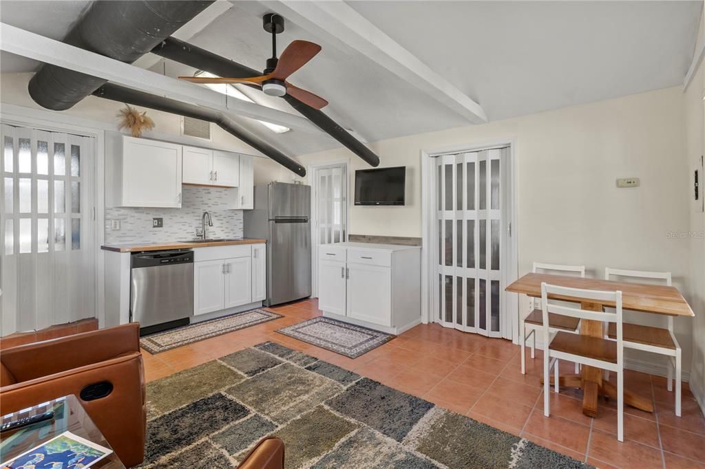 For Sale: $1,440,000 (5 beds, 3 baths, 1558 Square Feet)