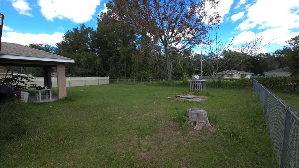 For Sale: $205,000 (3 beds, 2 baths, 1441 Square Feet)