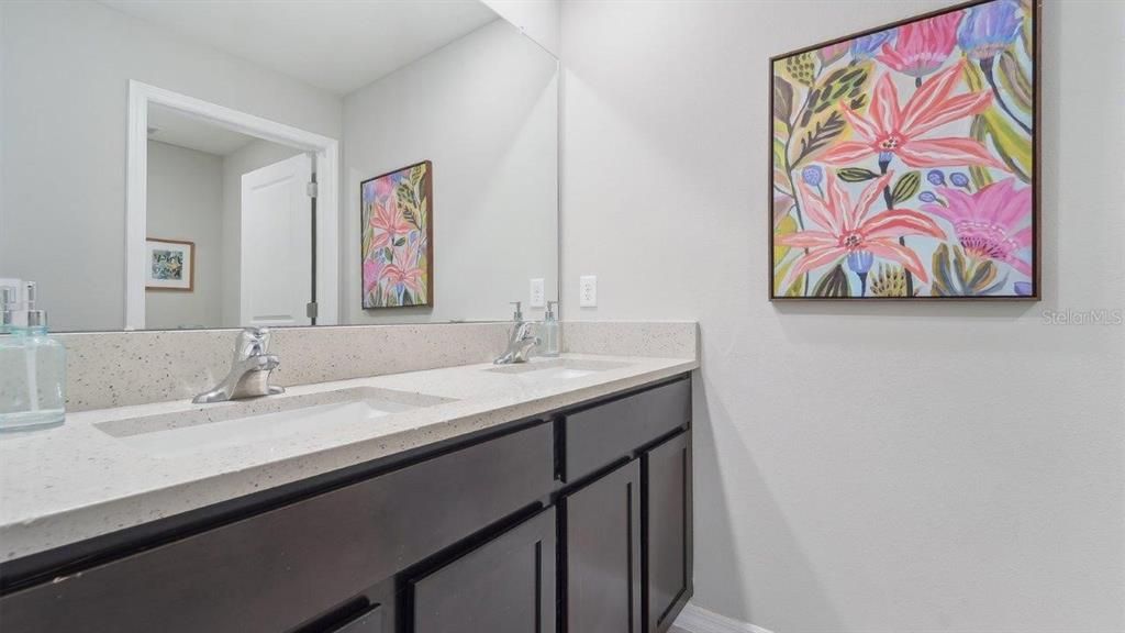 Active With Contract: $430,990 (5 beds, 3 baths, 2605 Square Feet)