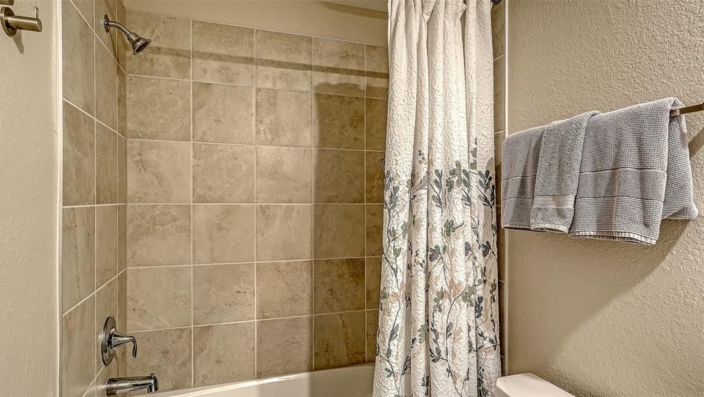 В аренду: $5,500 (2 спален, 2 ванн, 1154 Квадратных фут)