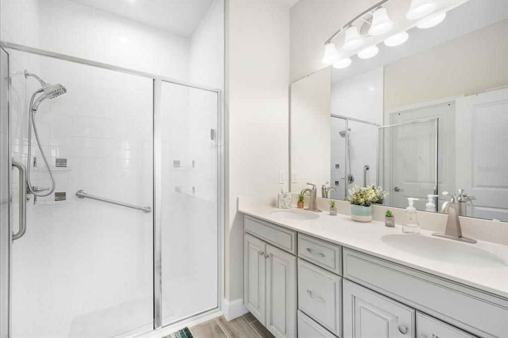 Active With Contract: $369,000 (3 beds, 2 baths, 1818 Square Feet)