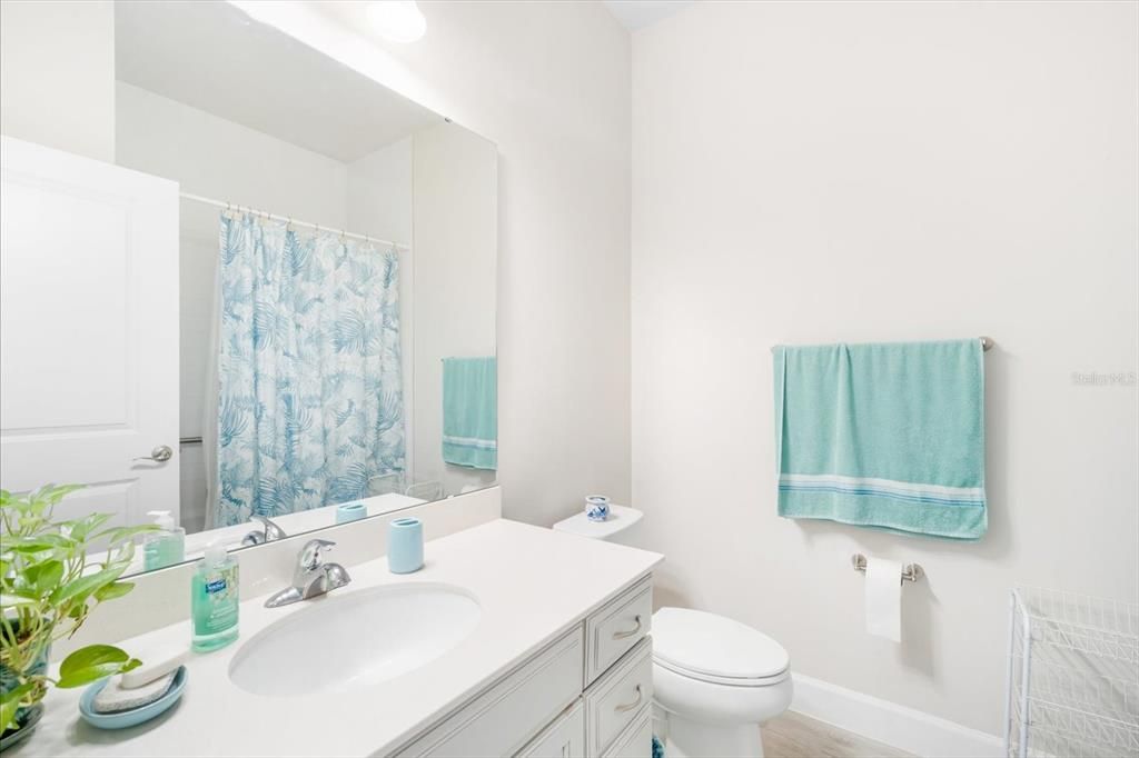 Active With Contract: $369,000 (3 beds, 2 baths, 1818 Square Feet)