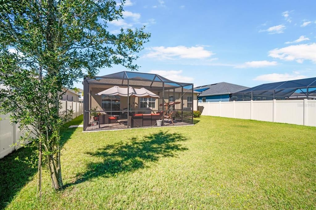 Active With Contract: $369,000 (3 beds, 2 baths, 1818 Square Feet)