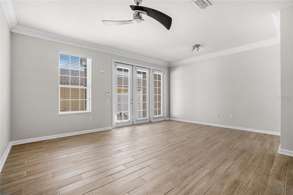 For Sale: $389,900 (3 beds, 2 baths, 1680 Square Feet)