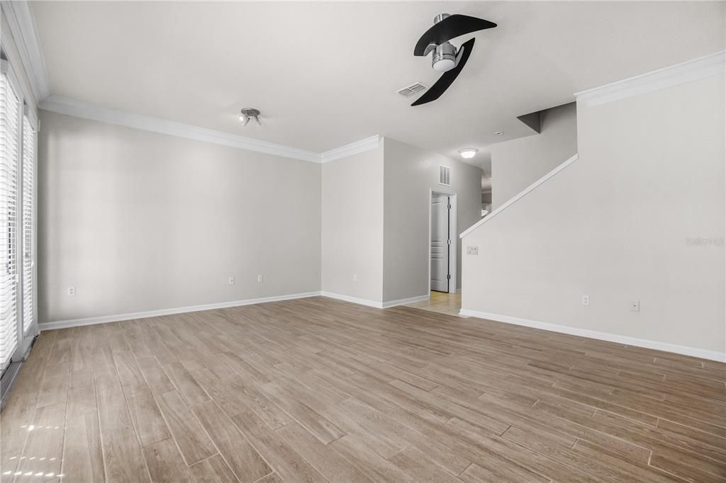 For Sale: $389,900 (3 beds, 2 baths, 1680 Square Feet)