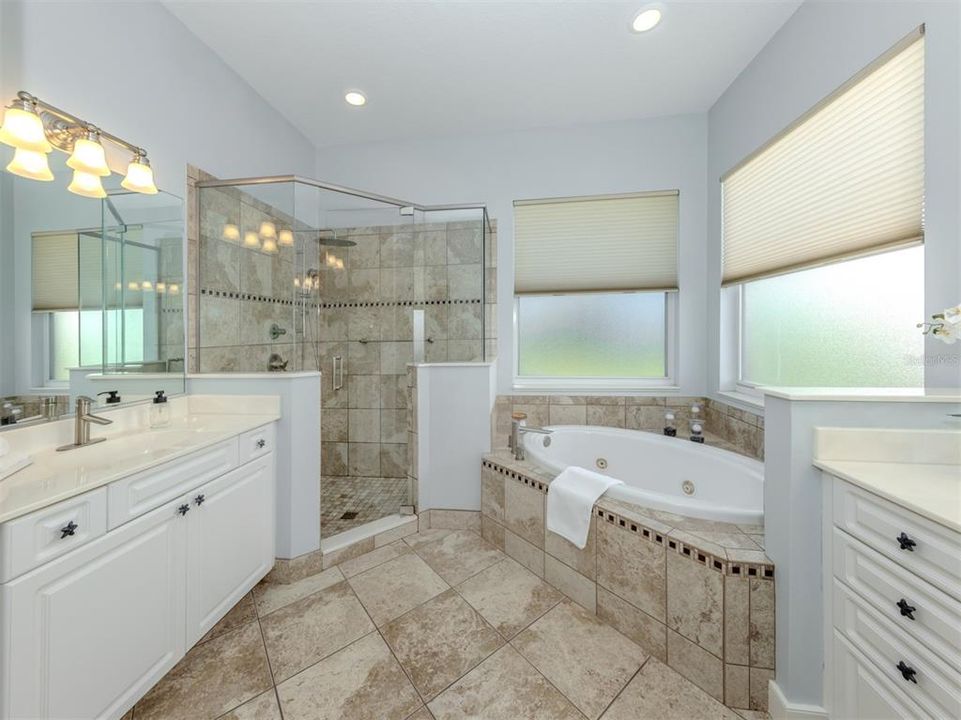 Active With Contract: $639,900 (3 beds, 2 baths, 1813 Square Feet)