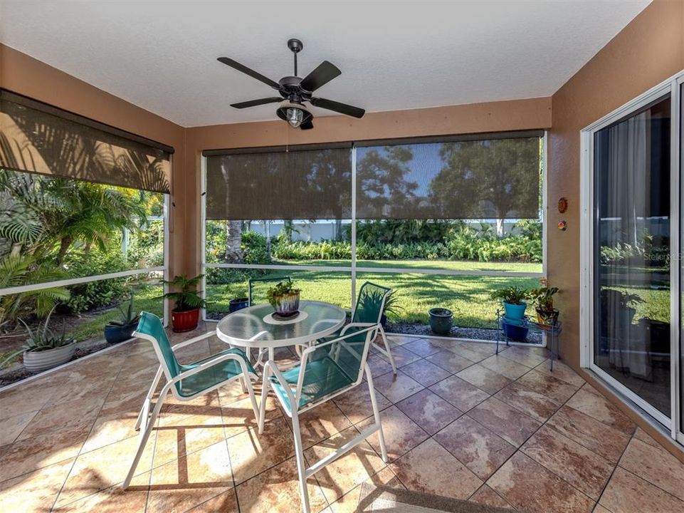 Active With Contract: $639,900 (3 beds, 2 baths, 1813 Square Feet)