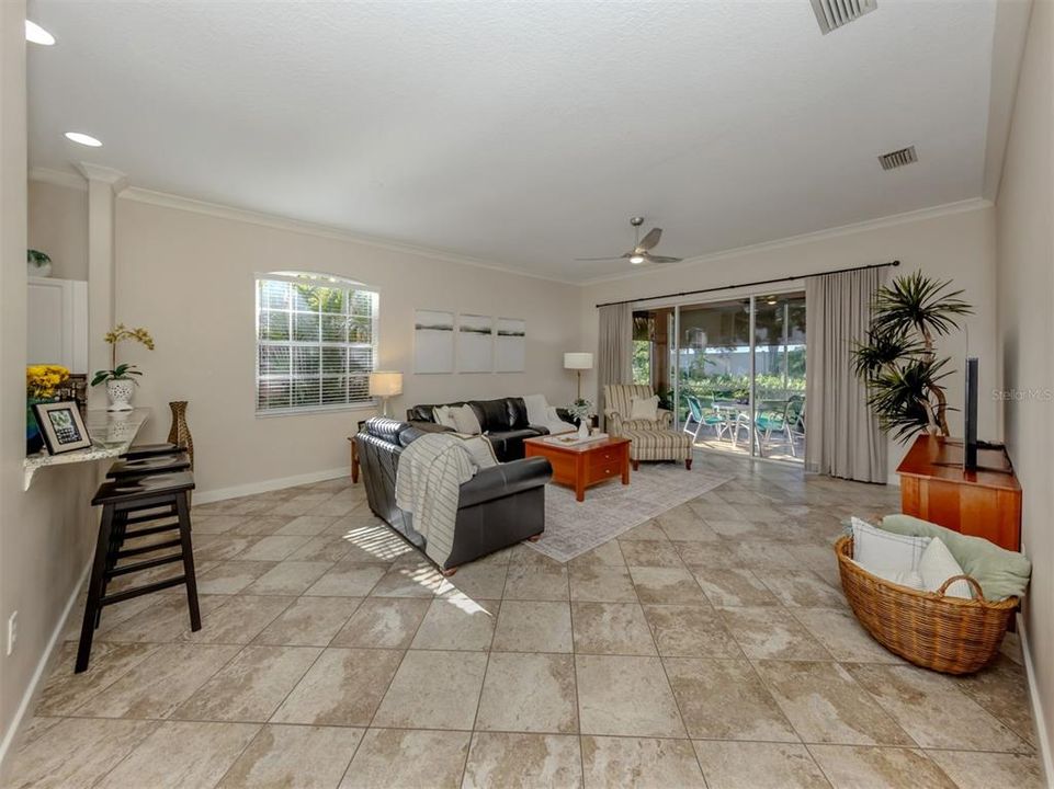Active With Contract: $639,900 (3 beds, 2 baths, 1813 Square Feet)